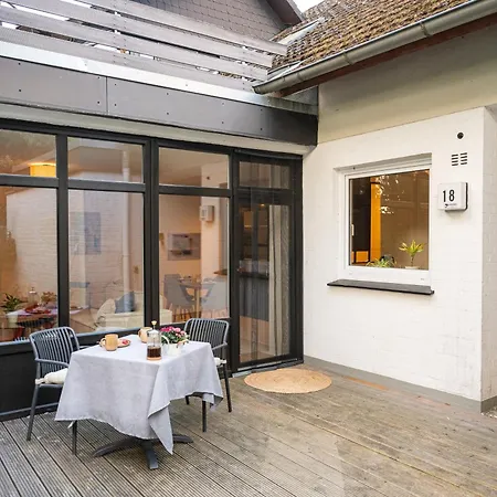 Solea Stilvoll, Ruhig Und Hundefreundlich Lejlighed